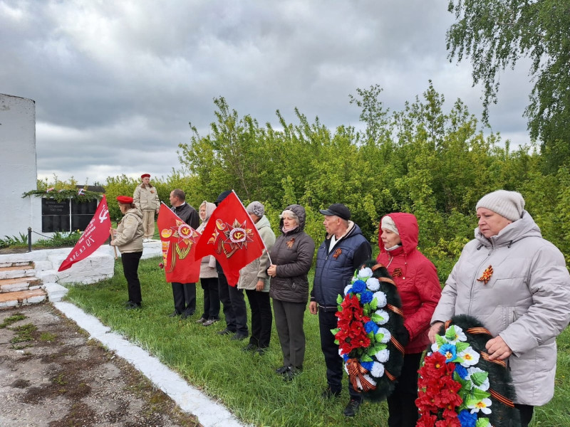 Торжественный митинг, посвященный Дню Победы, в селе  Ремизово.